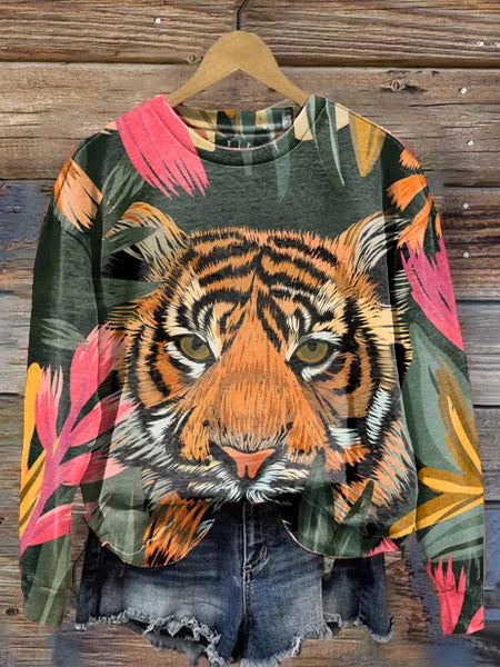 Round Neck Sweater with Stylish Print