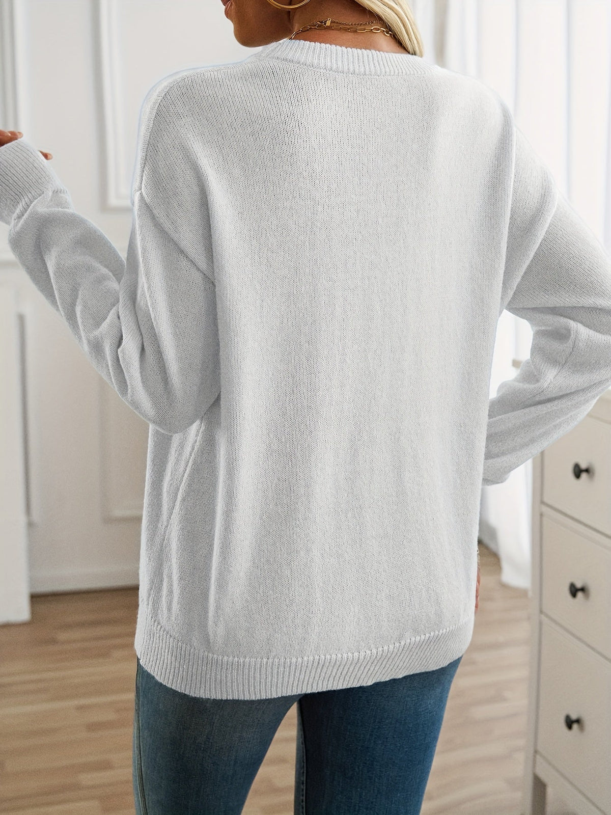 Elisabeth - Long Sleeve Crew Neck Sweater